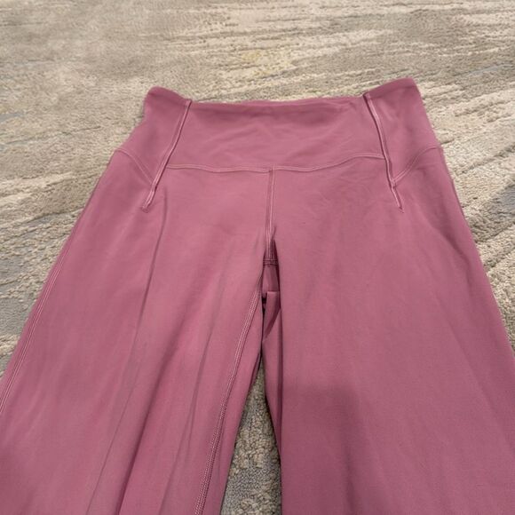 Lululemon pink Groove High-Rise Split-Hem Flared leggings Pant size 6 in EUC - Picture 2 of 9